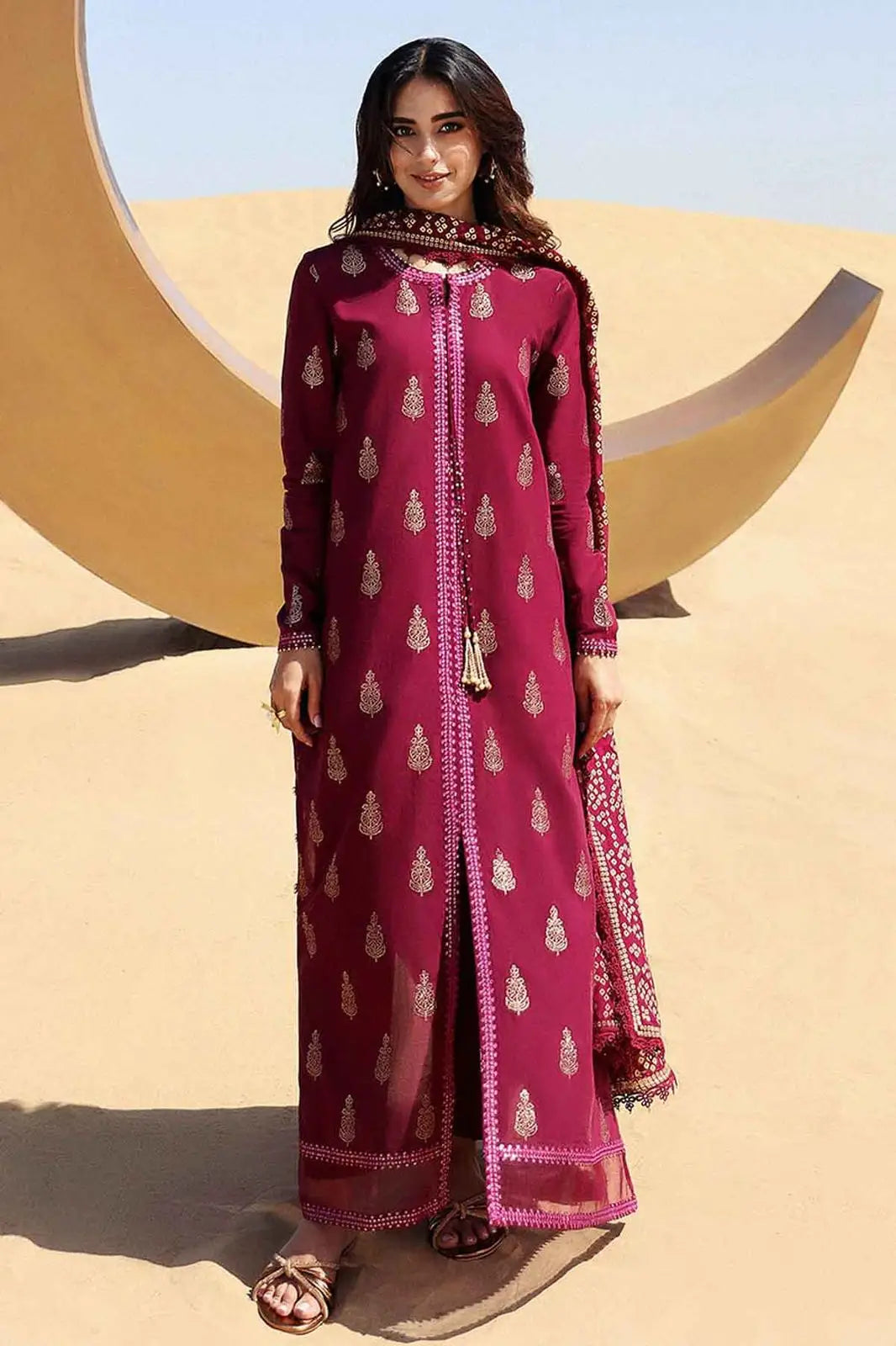 3 Pcs Women's Unstitched Embroidered Suit
