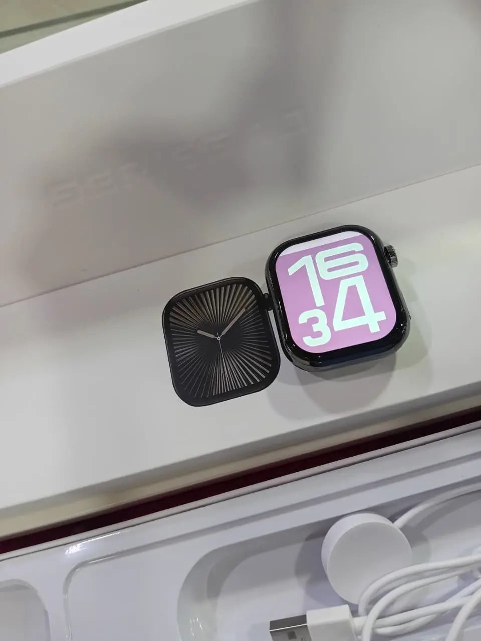 SR11 Series 11 Apple Logo Smart Watch