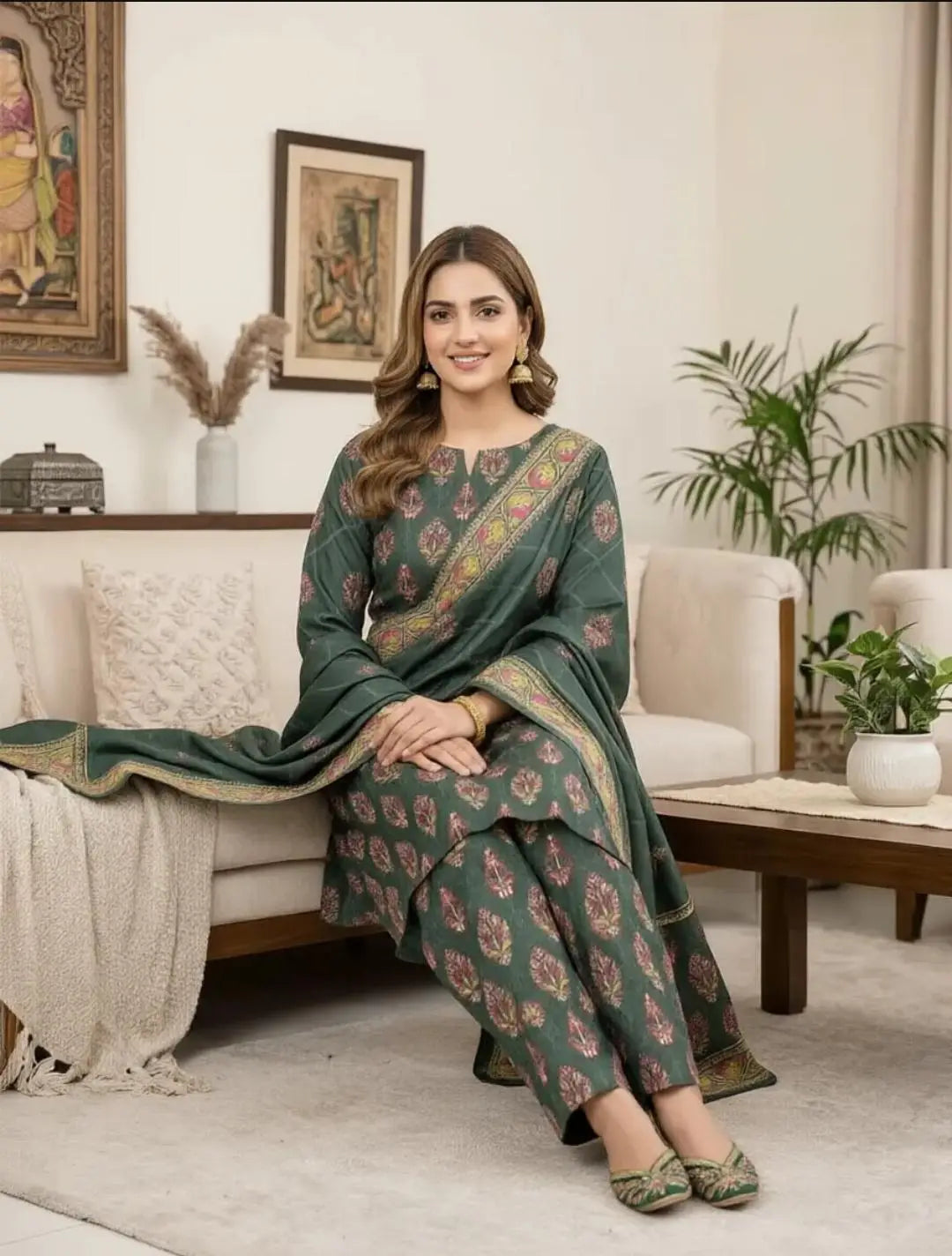 Women's Unstitched 3.Pc lawn Digital Print Suit
